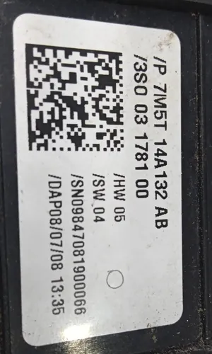 Botão Comando De Vidro Dianteiro Esquerdo Focus 2009 - 2013