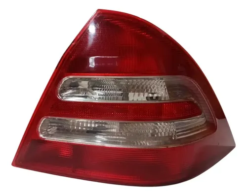 Lanterna Direita Mercedes C320 2001 - 2005 Detalhe Direito/passageiro Vermelho Lanterna Direita Mercedes C320 2001 - 2005 Detalhe Direito/passageiro Vermelho