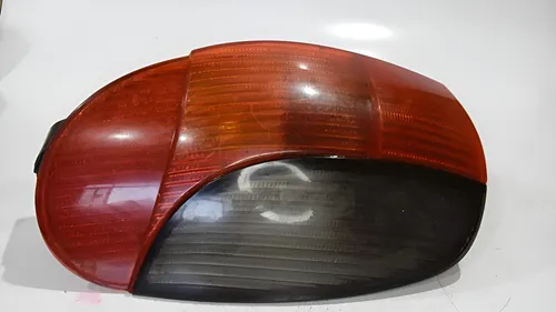 Lanterna Esquerda Peugeot 306 Sw 1998 - 2001 Esquerdo/motorista Vermelho