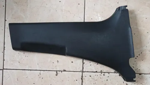 Moldura Inferior Coluna Central Direito Corolla 2017 - 2020 Moldura Inferior Coluna Central Direito Corolla 2017 - 2020