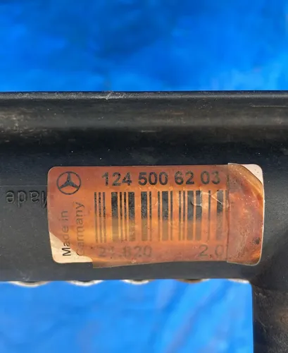 Radiador Mercedes E200 E250 E300 S124 W124 1984 A 1997