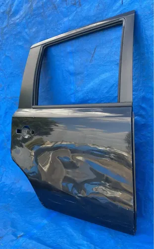 Porta Traseira Direita Livina 2008 A 2014 / Detalhe Traseira Direita Preto