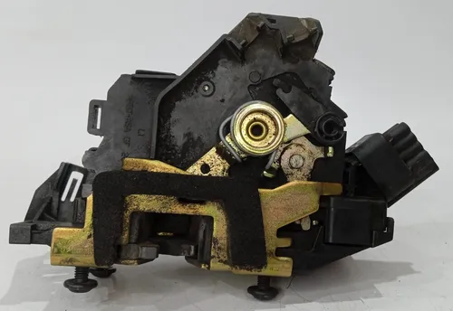 Fechadura Traseira Esquerda Ford Focus 2000 - 2008