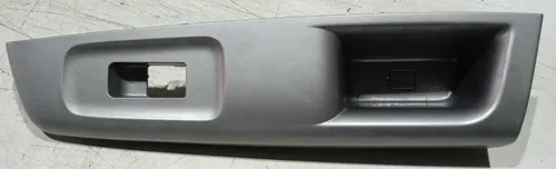 Moldura Comando Vidro Dianteiro Direito Subaru Forester 2010