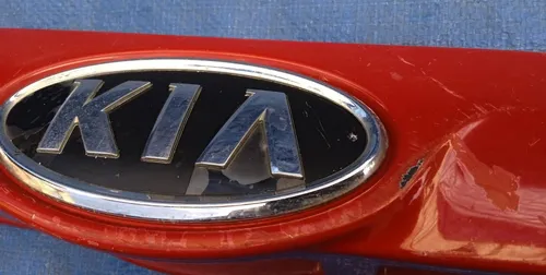 Friso Moldura Tampa Traseira Picanto 2006 - 2011 Vermelho