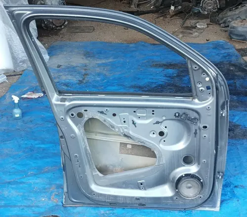 Porta Dianteira Esquerda Amarok 2010 - 2020 Esquerdo Cinza