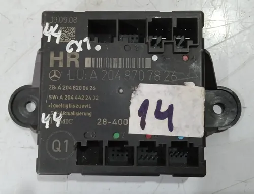 Módulo Porta Tras Direita Mercedes C180 2012 A2048707826 Módulo Porta Tras Direita Mercedes C180 2012 A2048707826