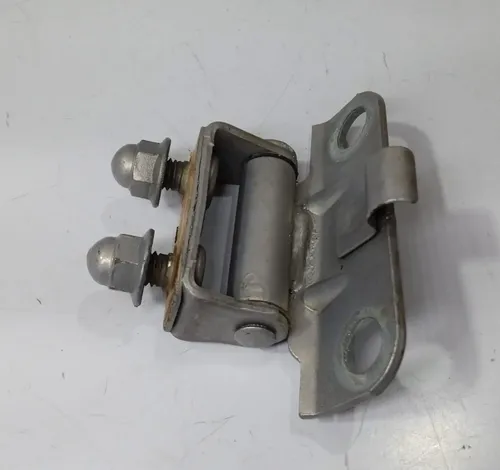 Dobradiça Direita Tampa Traseira Outlander 2014 - 2019