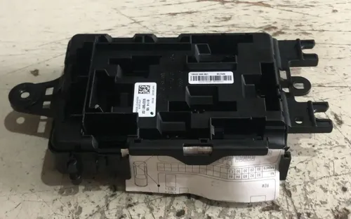 Caixa De Fusíveis Bmw 135 3.0 2015 / 9337881-02