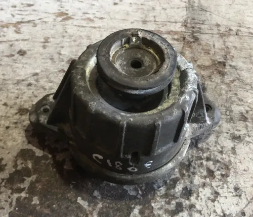 Coxim Motor Esquerdo Mercedes C180 1.8 Cgi 2012 Coxim Motor Esquerdo Mercedes C180 1.8 Cgi 2012