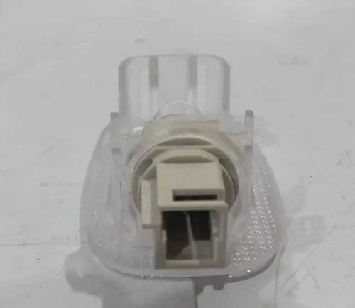 Luz Cortesia Mercedes Gla200 2016