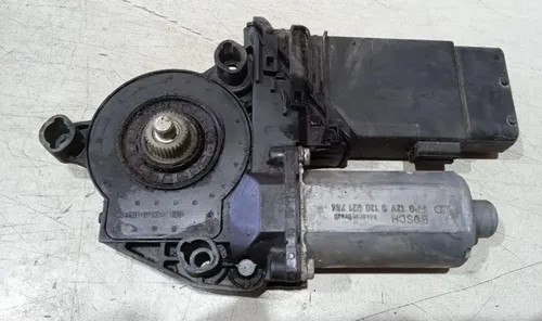 Motor Vidro Dianteiro Direito Audi A4 2007 102236-xxx