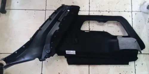Acabamento Esquerdo Porta Malas Gla200 2014 2015 2016
