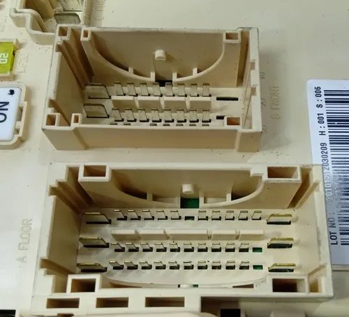 Caixa De Fusíveis Cerato 1.6 2014 - 2019 / 91950a7010