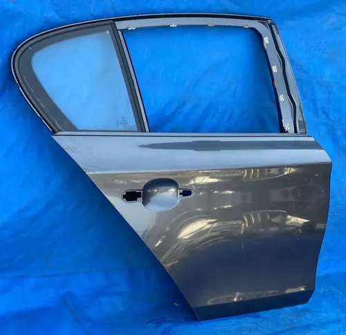 Porta Traseira Direita Bmw 118i 120 2008 2009 2010 2011 2012 Traseira Direita Cinza-escuro