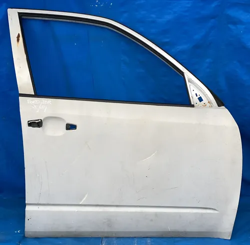 Porta Dianteira Direita Subaru Forester 2008 2009 2010 2011  Dianteira Direito Branco