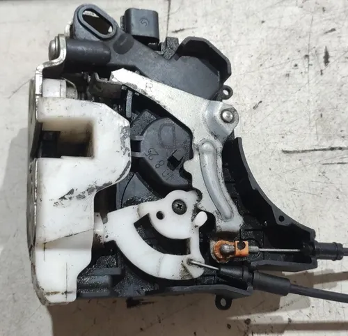 Fechadura Porta Dianteira Direita Lancer 2012 - 2015